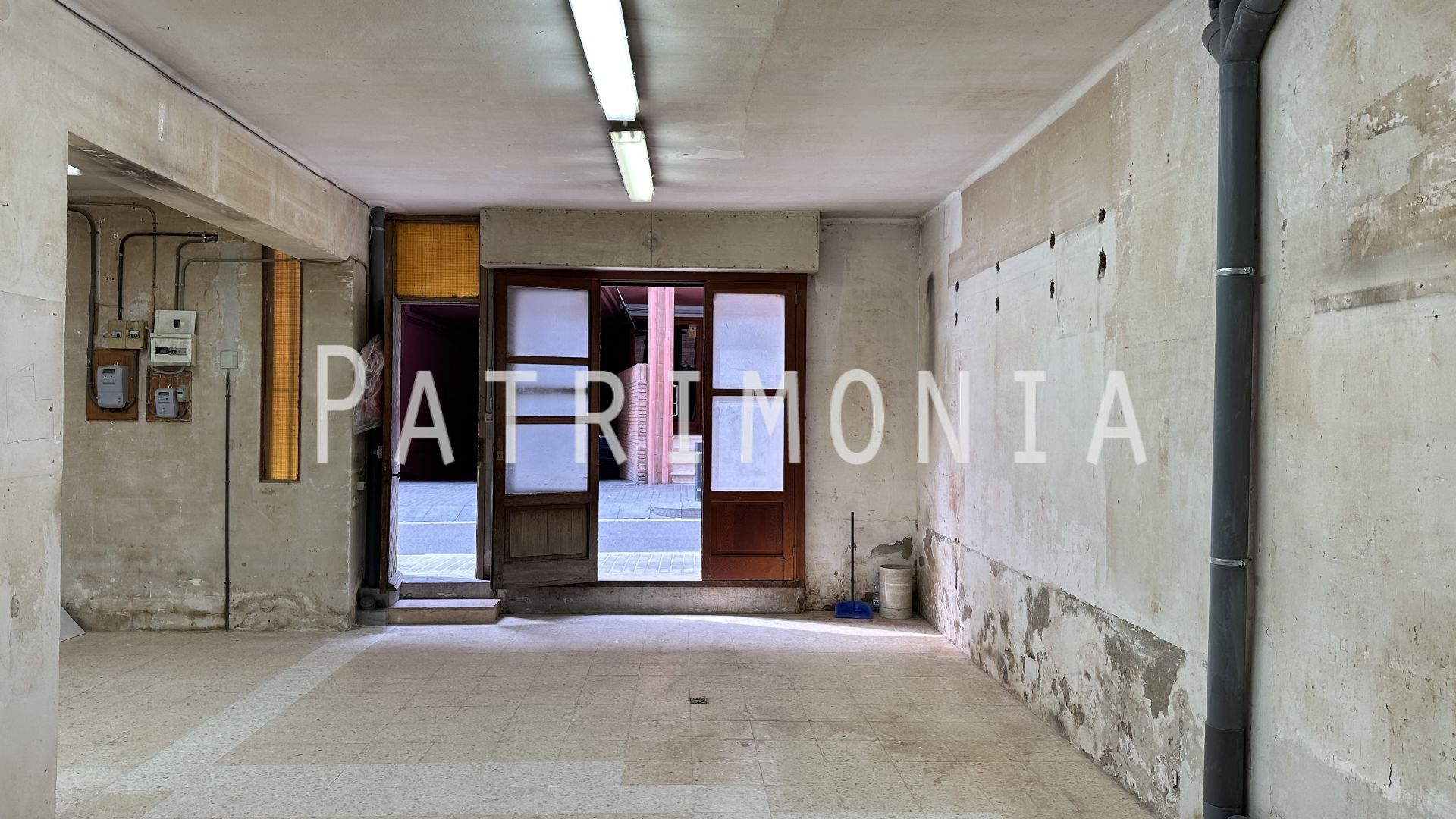 Local comercial en Barcelona, venta