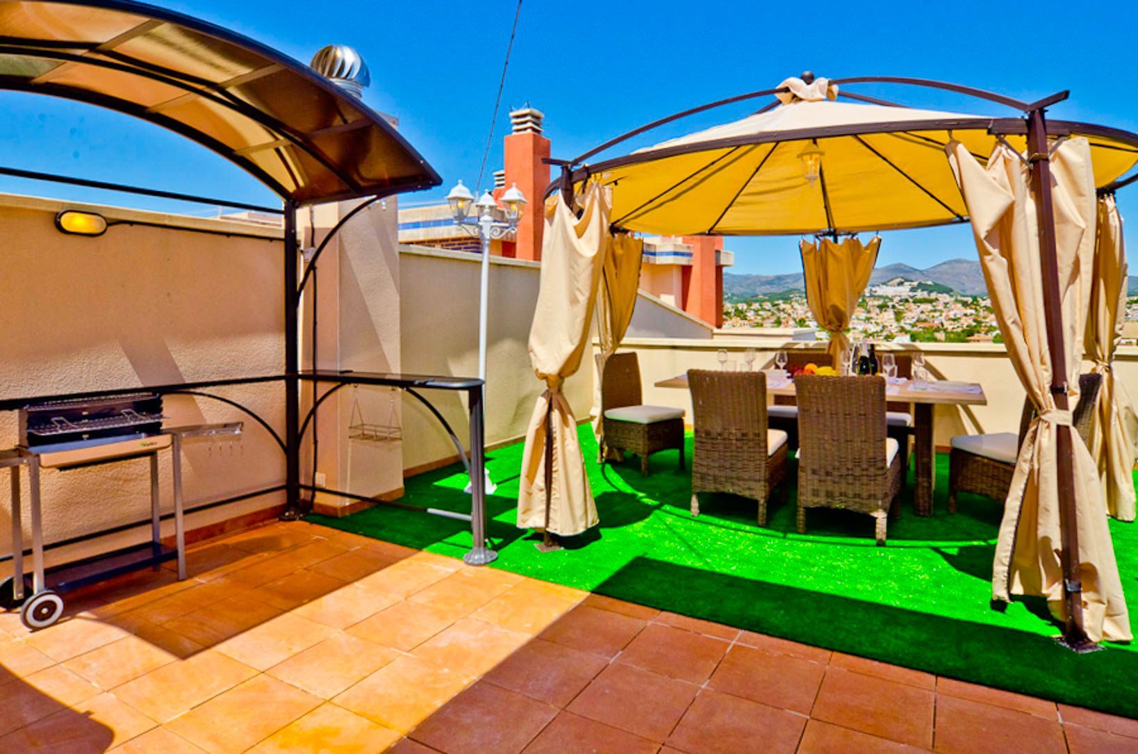 Penthouse - duplex op de eerste lijn van het strand met vrij uitzicht op de zee en de Peñon de Ifach