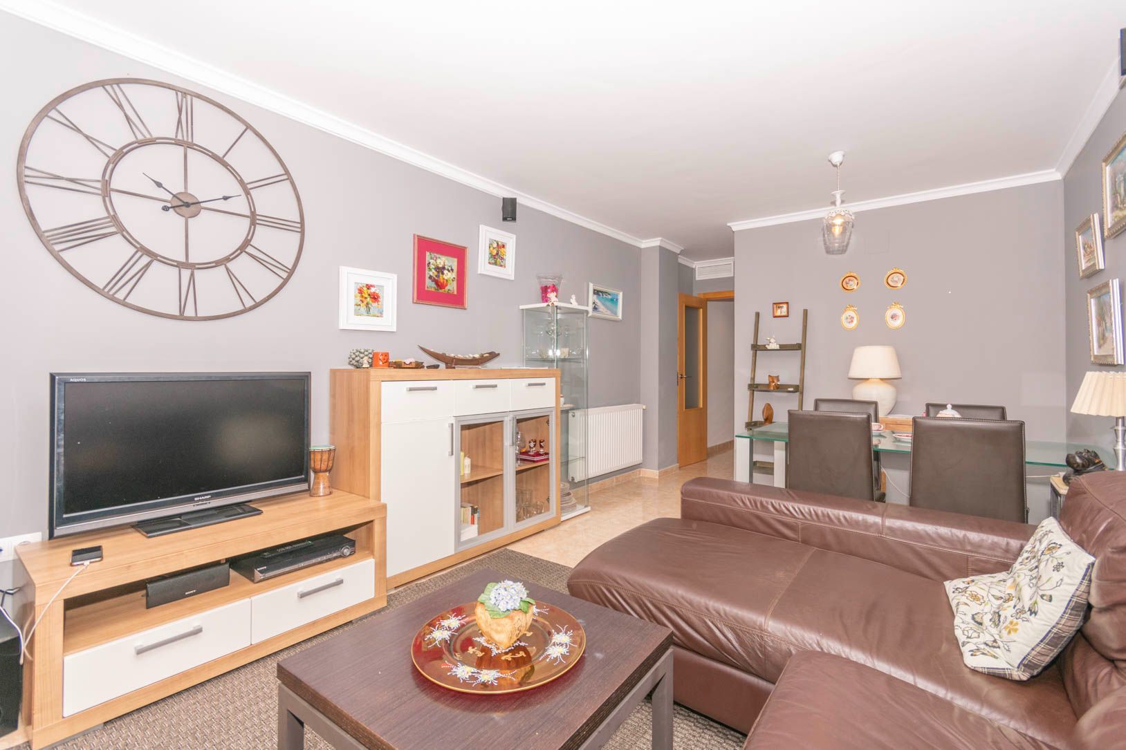 Apartamento en la parte central de la ciudad de Calpe, a unos 900 m hasta la playa El Arenal.