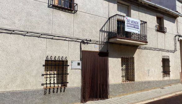 Casa de pueblo en Peñascosa, venta