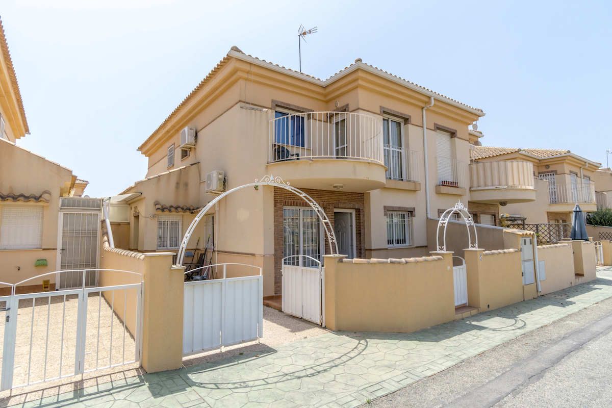 For Sale Terraced House In Orihuela Costa Playa Flamenca With Swimming Pool