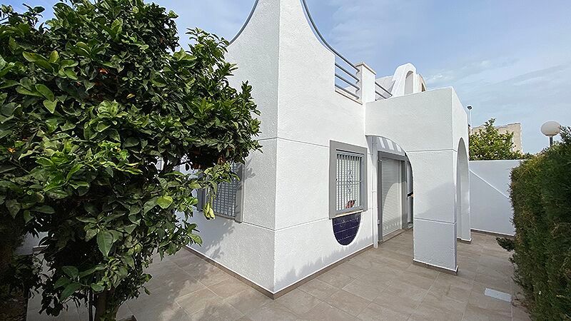 For Sale Bungalow In Torrevieja Dona Ines With Swimming Pool