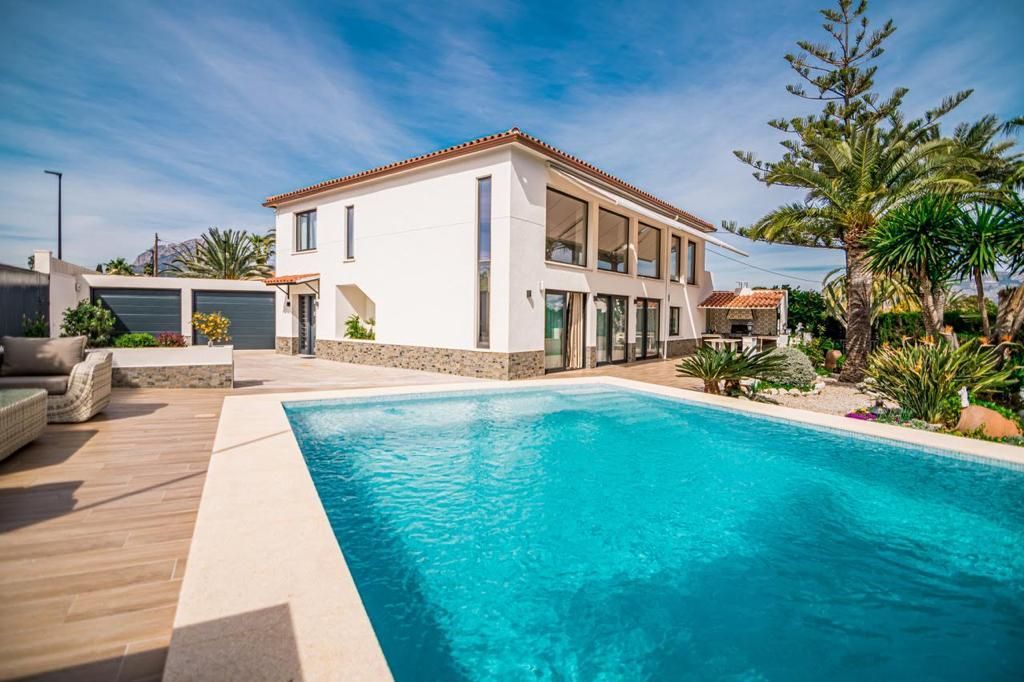 Villa in El Albir / L'Albir, te koop