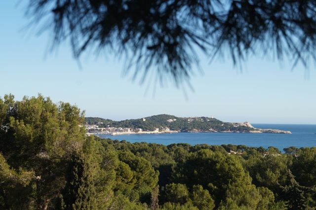Omakotitalo sijainti Cala Rajada, Font de sa Cala, myynti