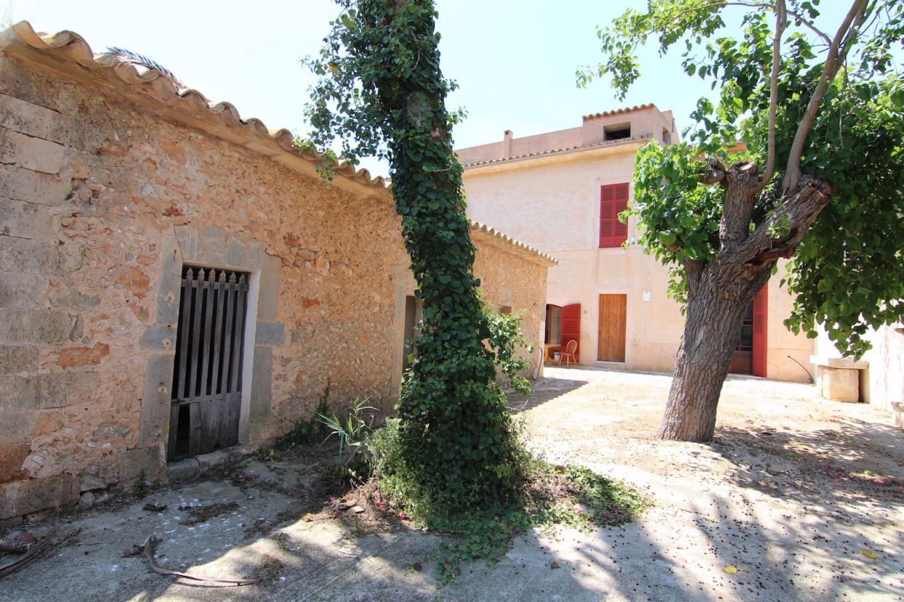 Venta Casa de pueblo en Santa Maria del Camí, Mallorca