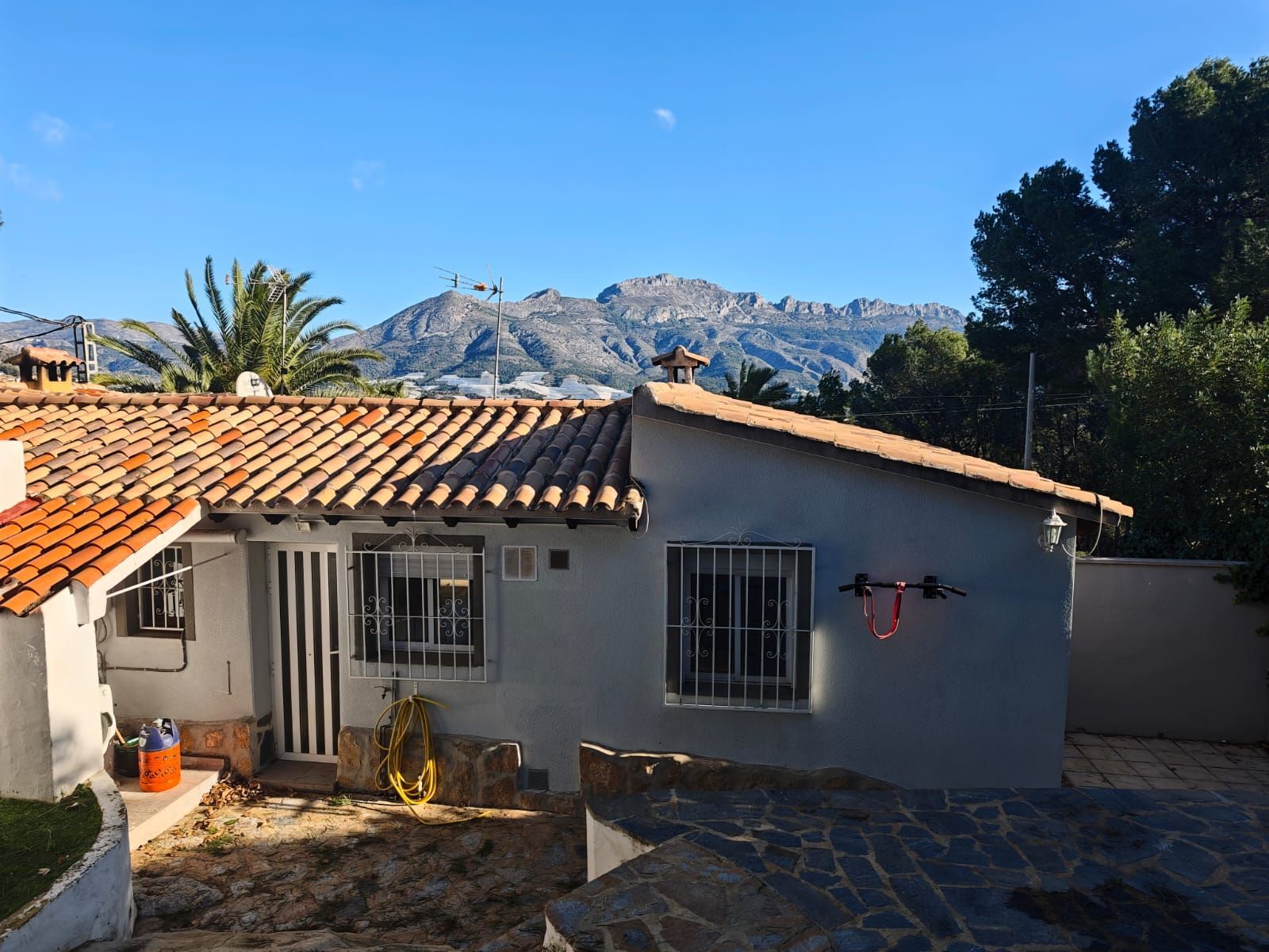 Villa in La Nucía, for sale