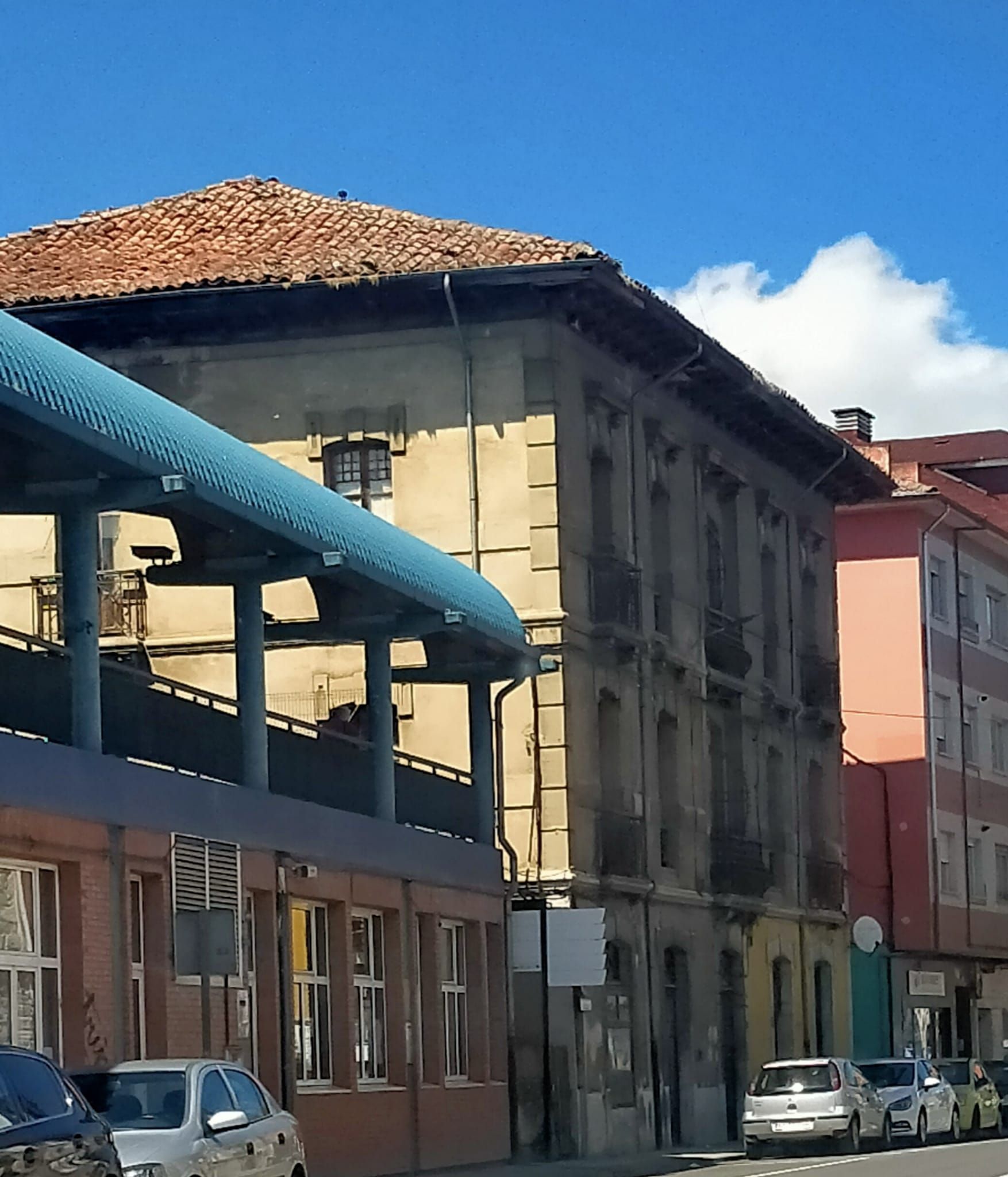 Edificio en Arriondas, venta