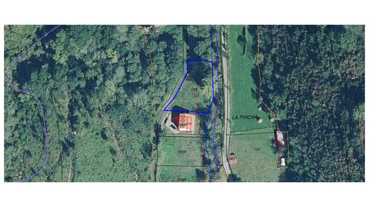 Plot in Cangas de Onís, MARGOLLES, for sale