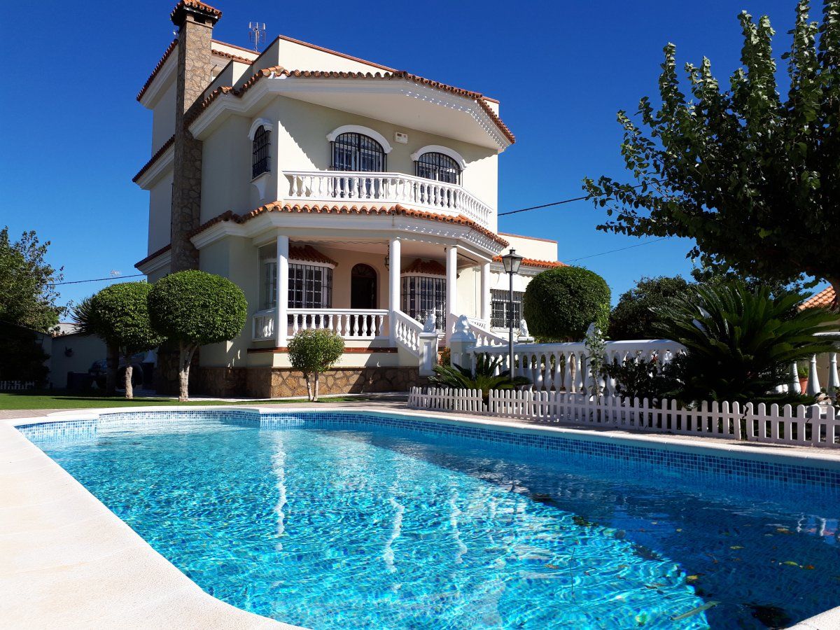Villa di lusso in Chipiona, CAMPO, affitto