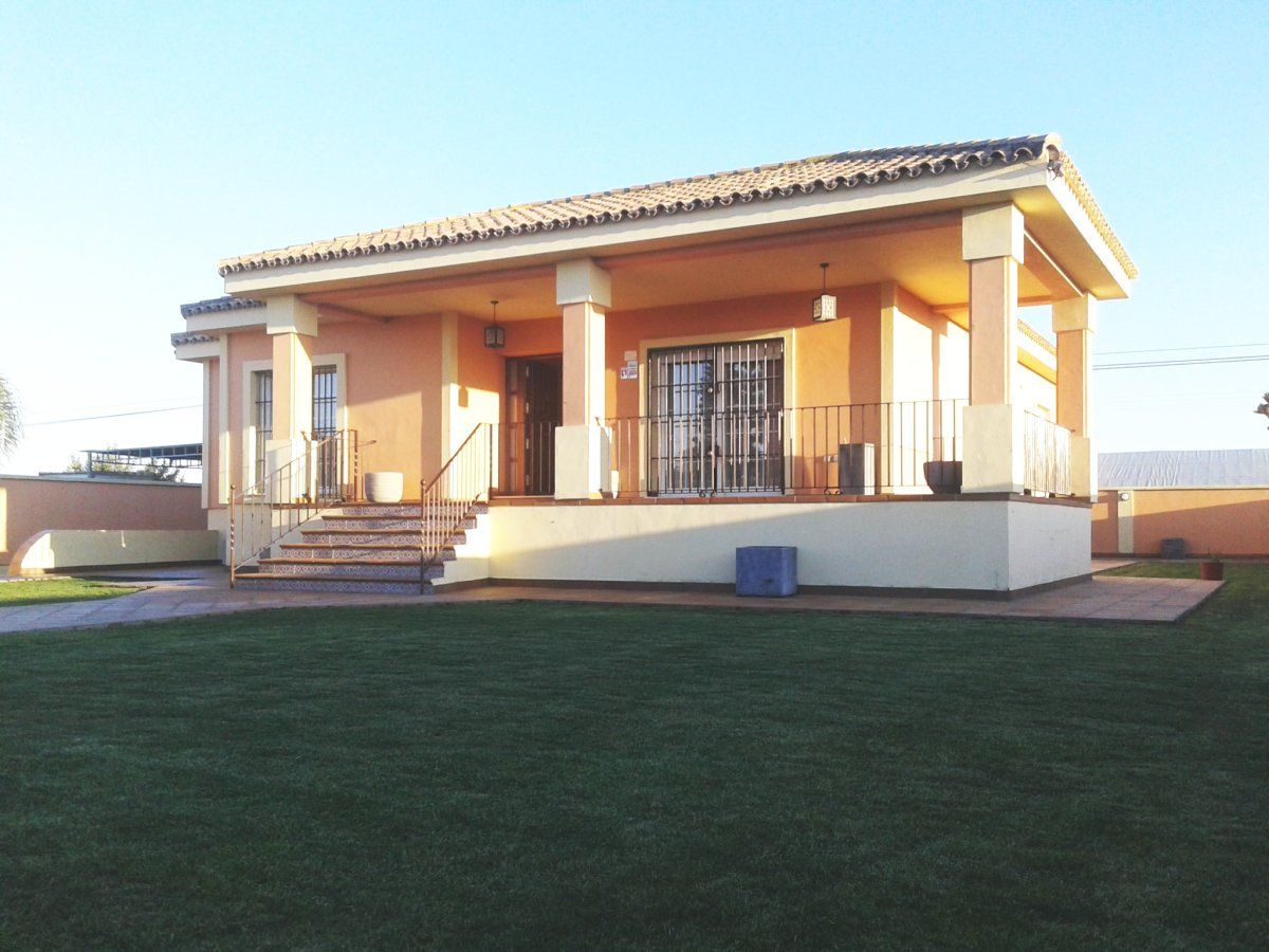Villa di lusso in Chipiona, MONTIJO - CAMPO, affitto