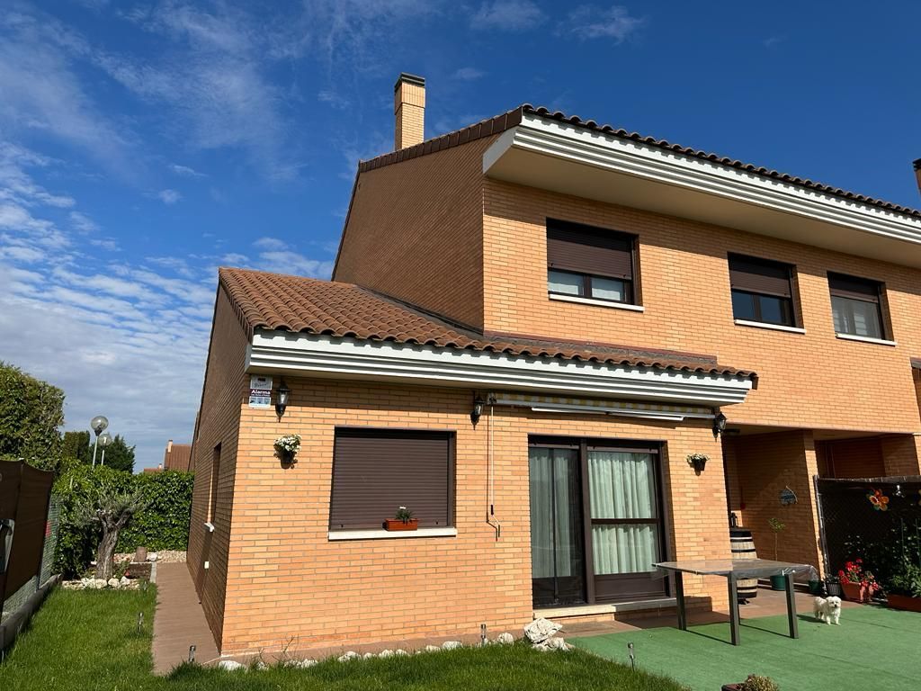 Casa / Chalet en Aldeamayor de San Martín, venta