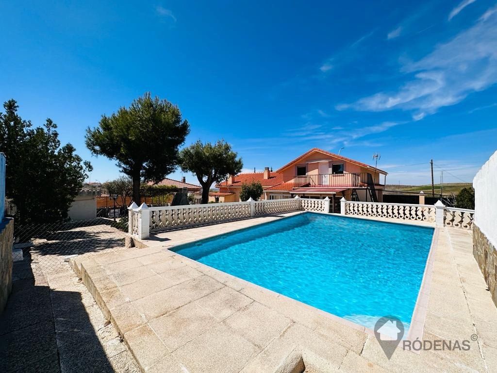 Casa / Chalet en Colmenar de Oreja, URTAJO, venta