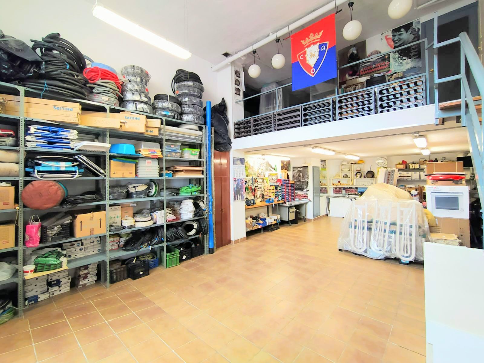 Local comercial en Pamplona, San Jorge, venta
