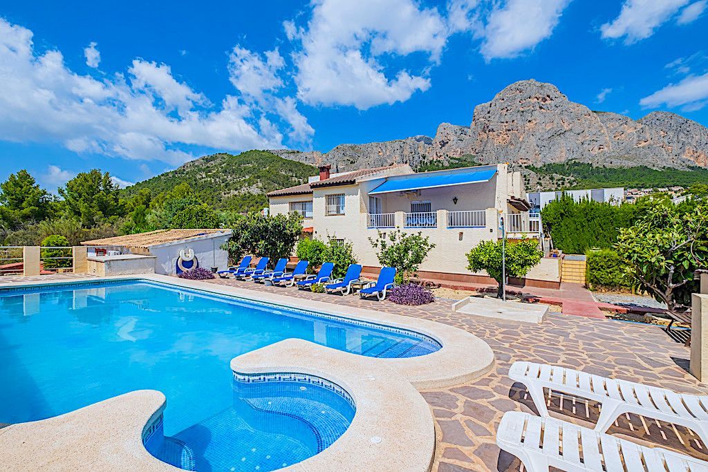 Omakotitalo sijainti Polop de la Marina, myynti