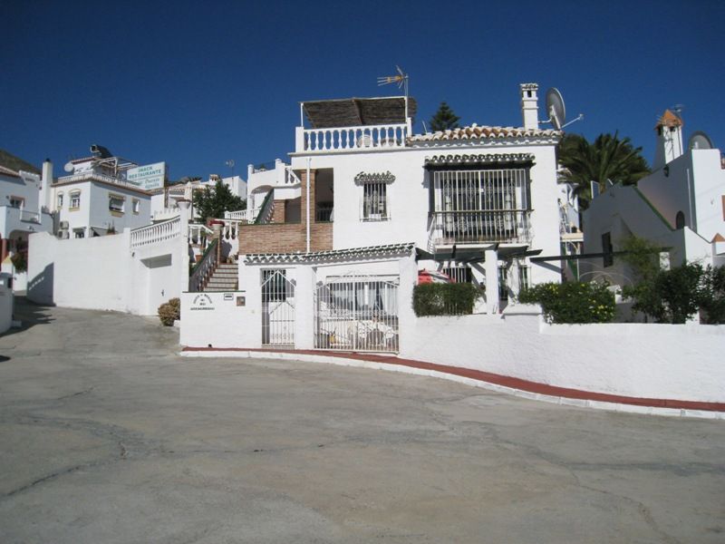 Villa in Nerja, Maro, for sale