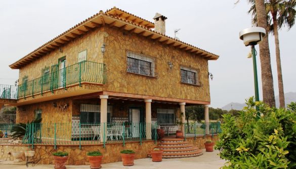 Countryside property in Alfaz del Pi / l'Alfàs del Pi, for sale