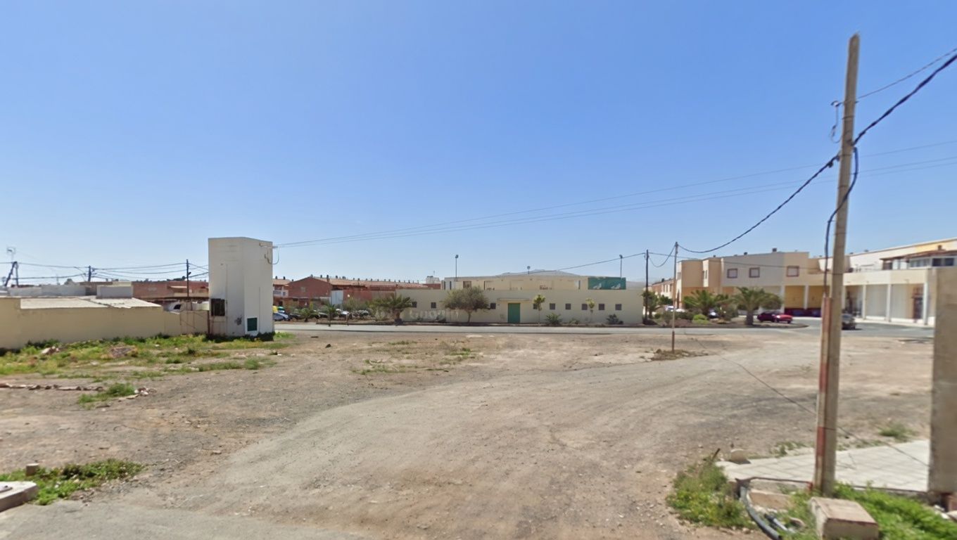 Участок в черте города в Puerto del Rosario, продажа