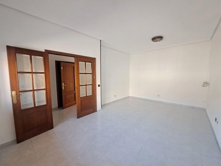 Casa / Chalet en Valdepeñas, venta
