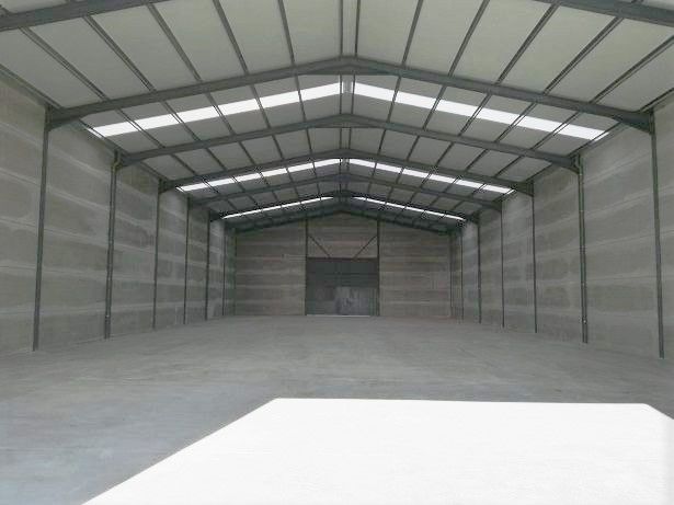 Warehouse in Valdepeñas, Polígono Entrecaminos, for sale