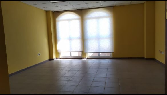 Office in Cáceres, EROSKI, for sale