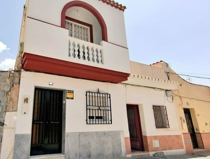 Casa adosada en Motril, La Palma, venta