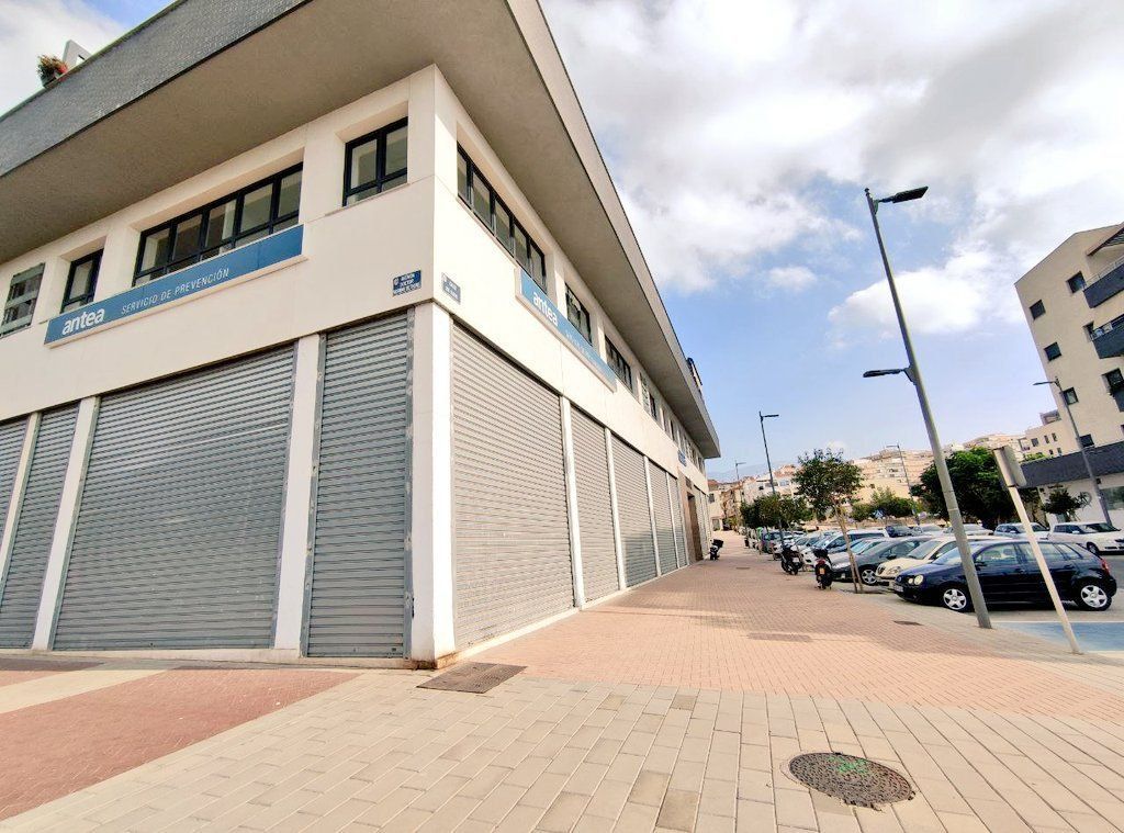 Local comercial en Motril, Ronda Sur, venta