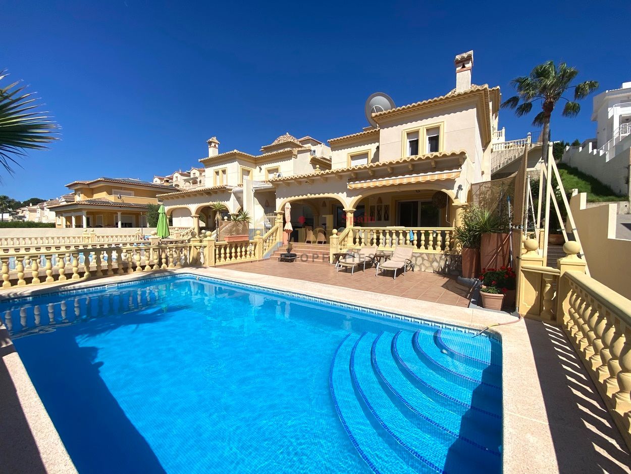 Terraced House in Calpe / Calp, for sale