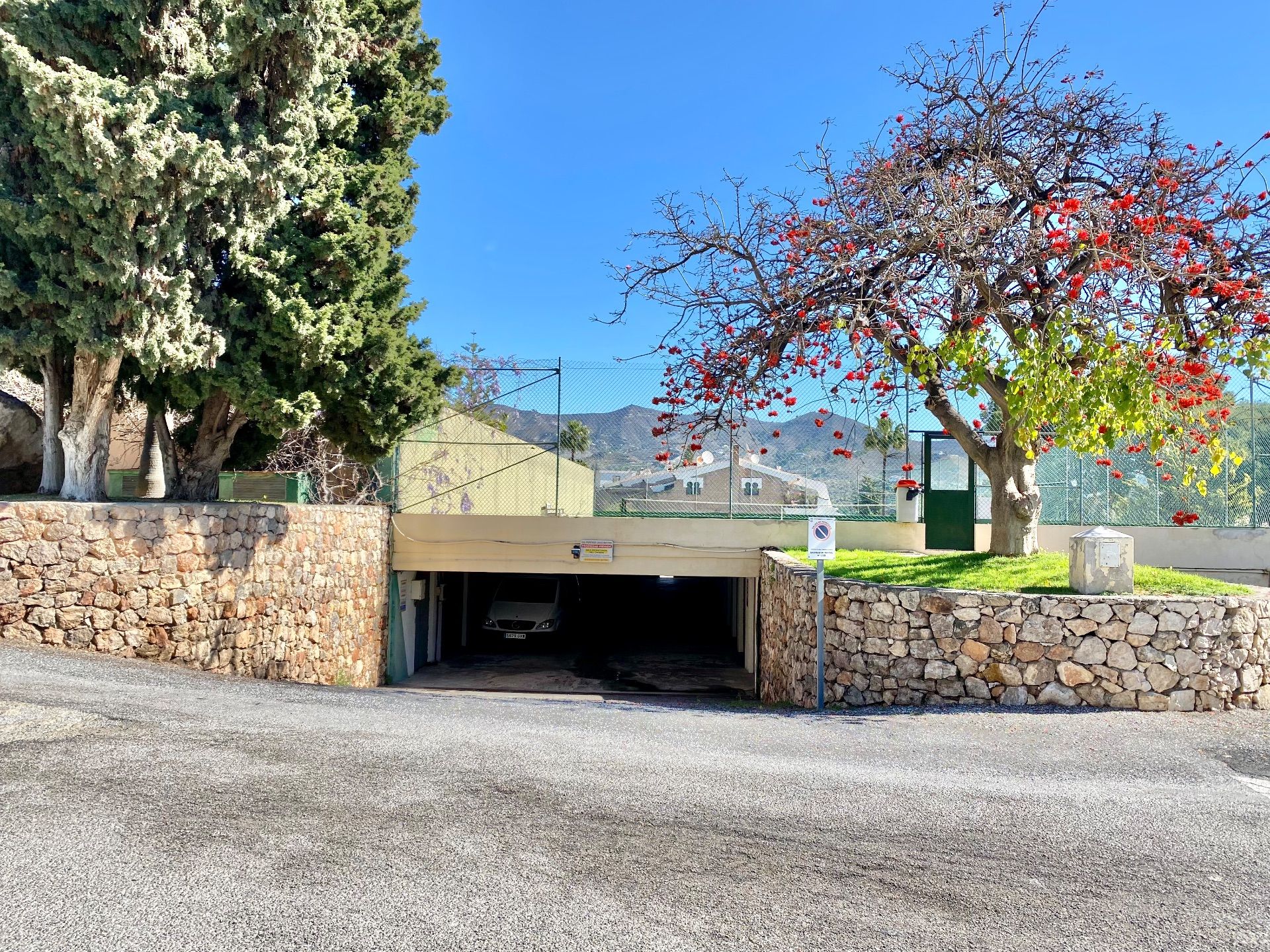 Garaje / Parking en La Herradura, Las Palomas, venta
