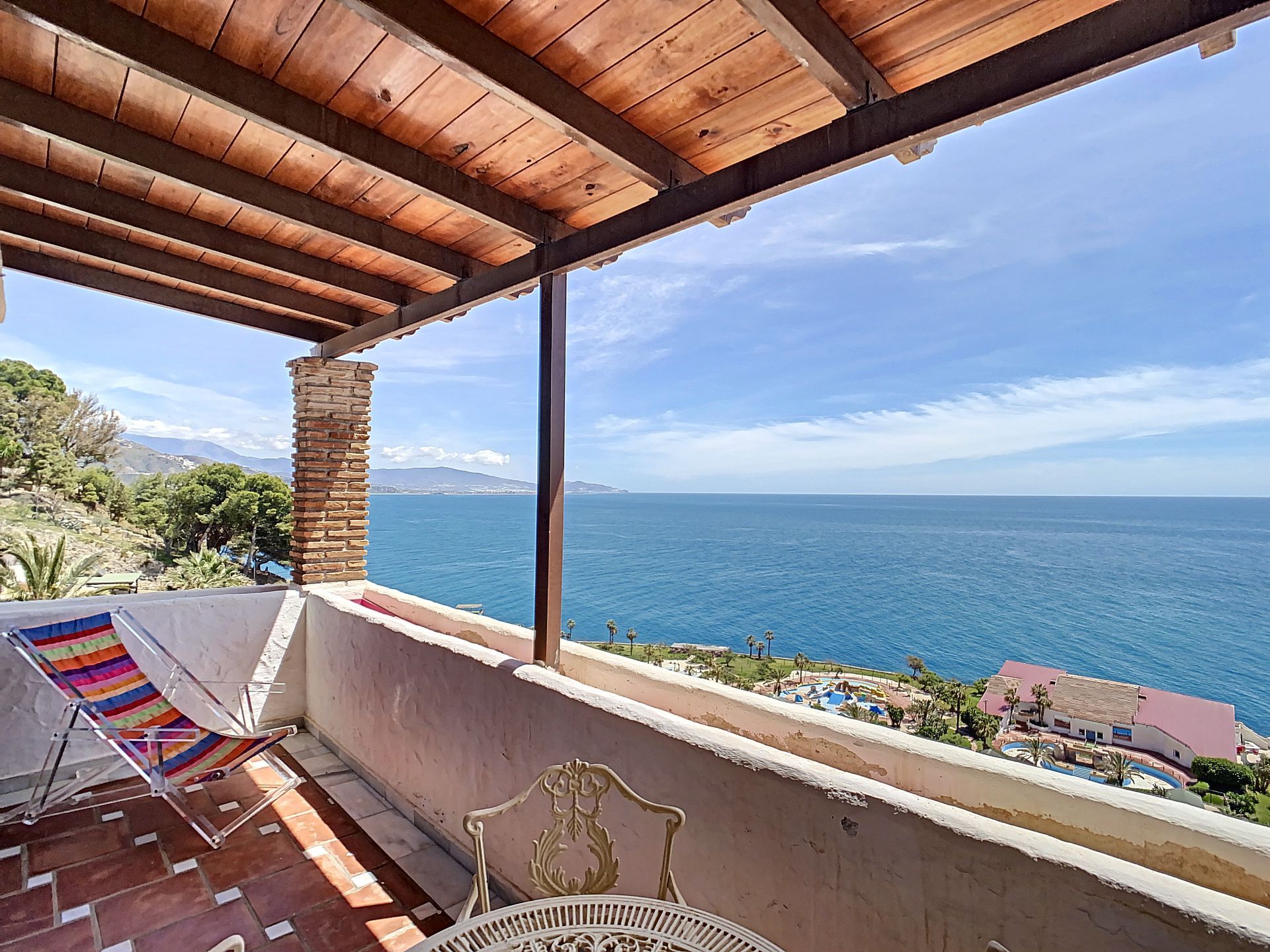 Casa adosada en Almuñécar, venta