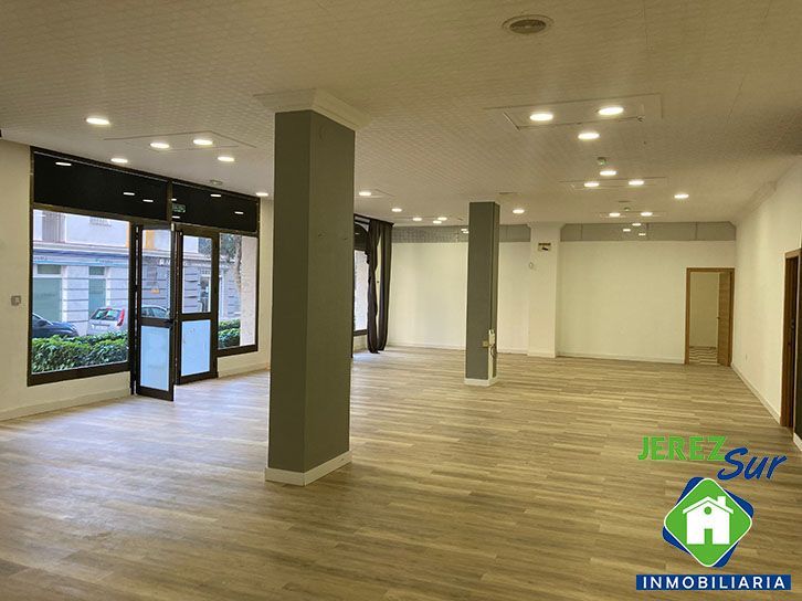 Local comercial en Jerez de la Frontera, Madre de Dios, alquiler