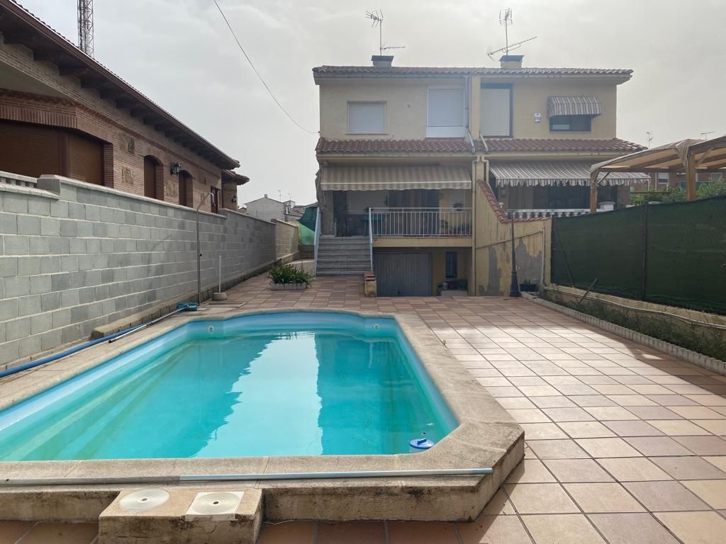 Casa / Chalet en Villa del Prado, venta