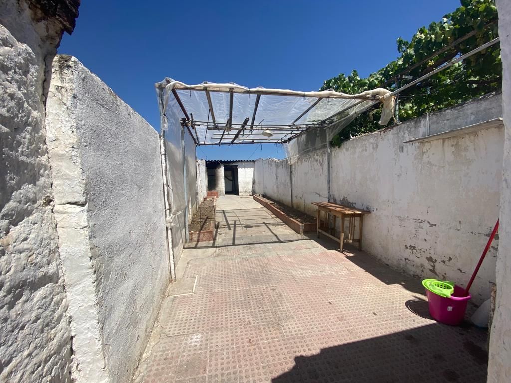 Casa de pueblo en Villa del Prado, centro, venta