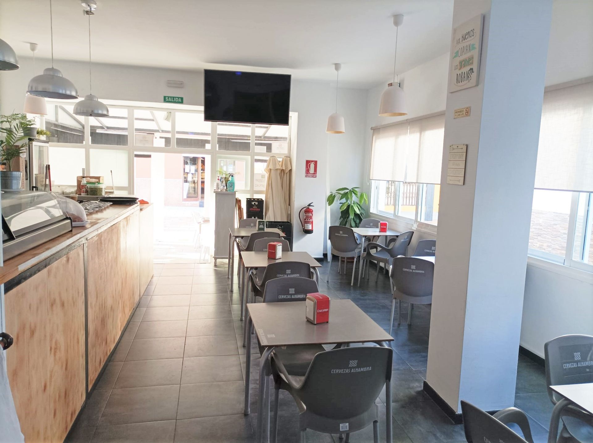 Commercial property in Tarifa, transfer
