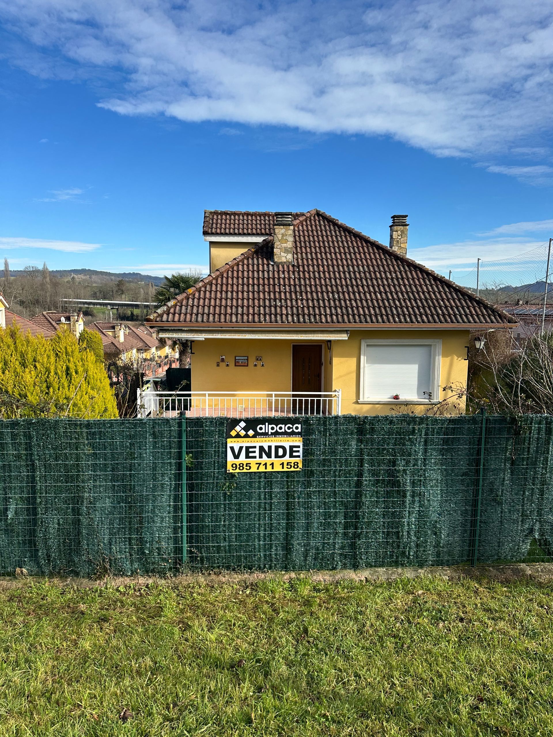Villa i Nava, Nava, till salu