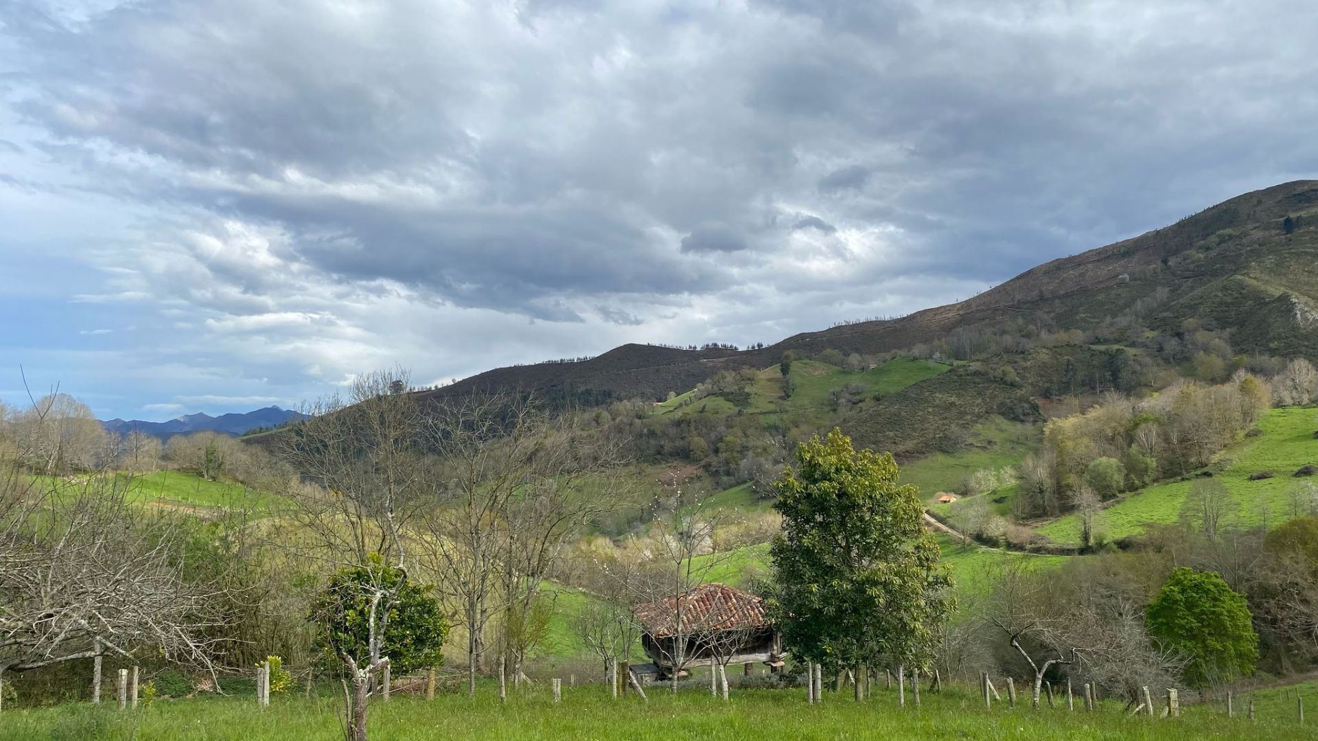 Villa in Parres, Parres, te koop