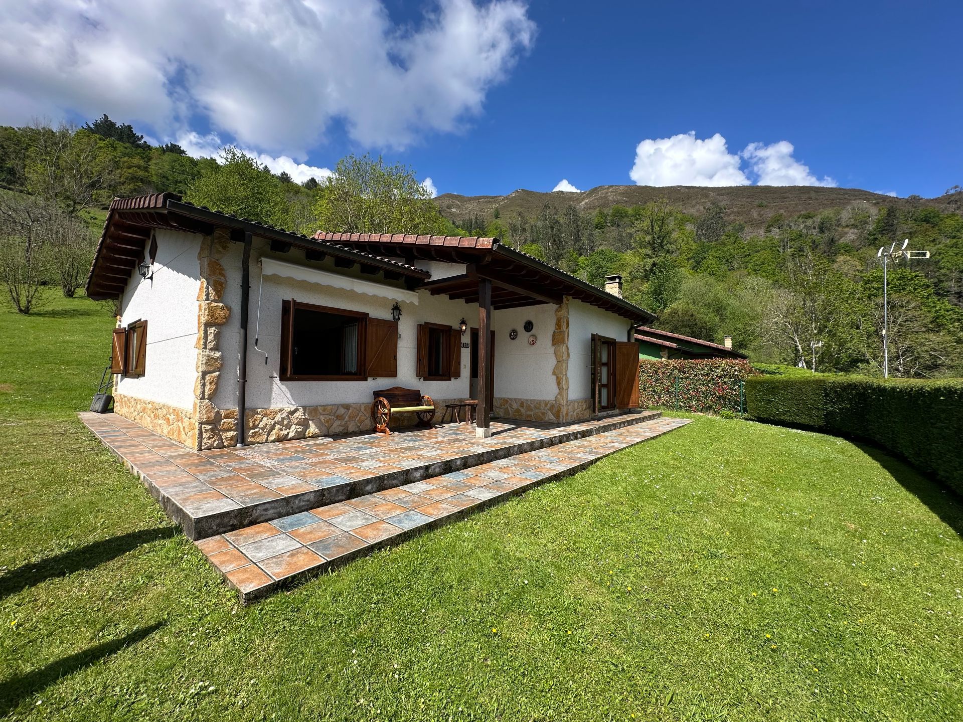 Villa i Piloña, till salu