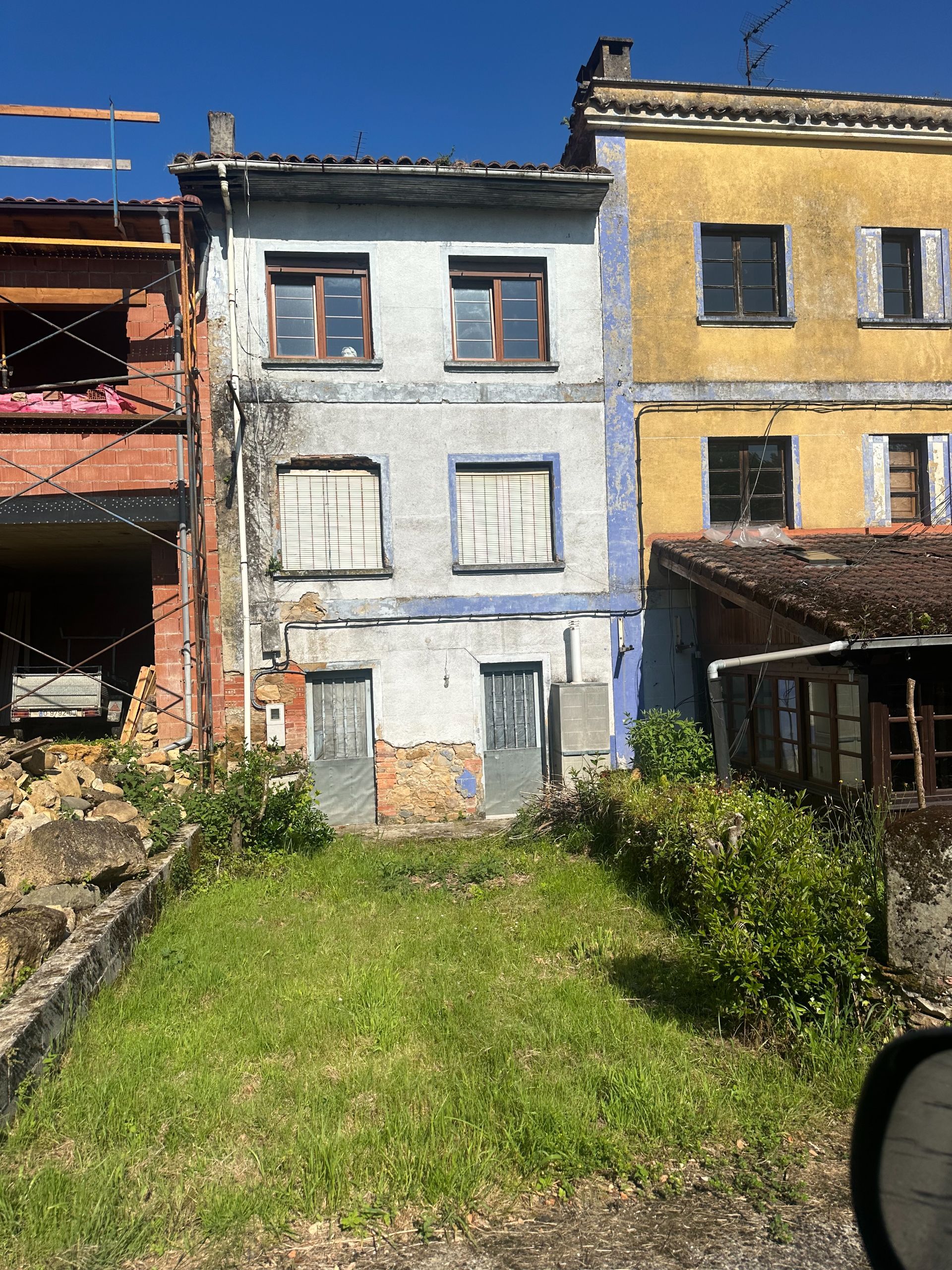 Villa i Piloña, Concejo de Piloña -, till salu