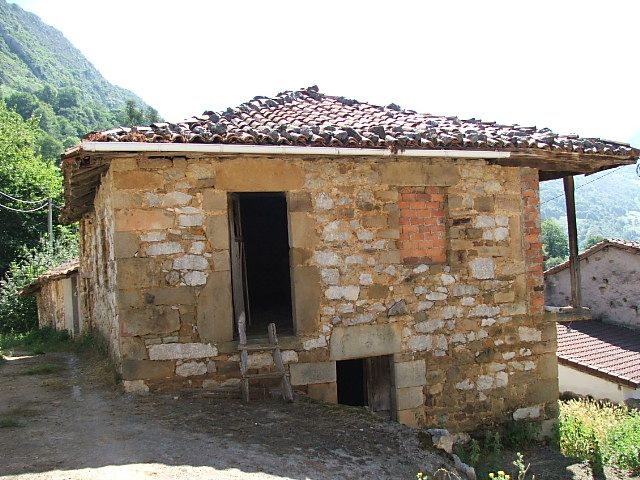 Moradia isolada em Ponga, CONCEJO DE PONGA - SELLAÑO, venda