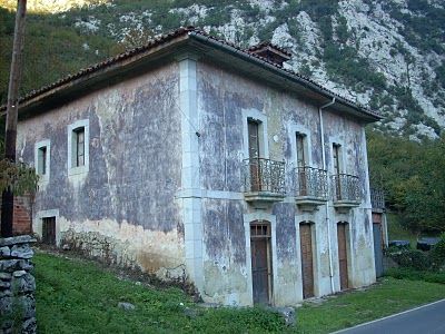 Villa i Ponga, Concejo de Ponga, till salu