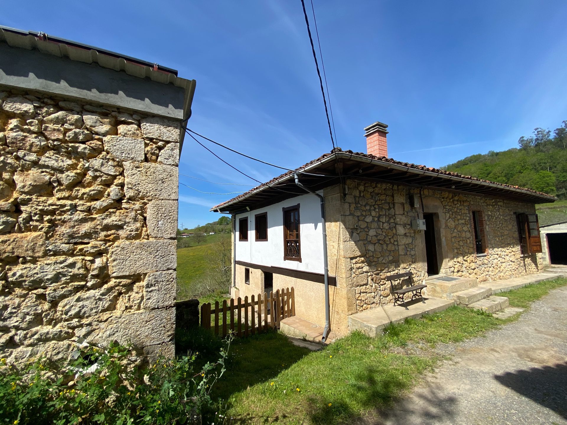 Villa in Parres, Parres, te koop