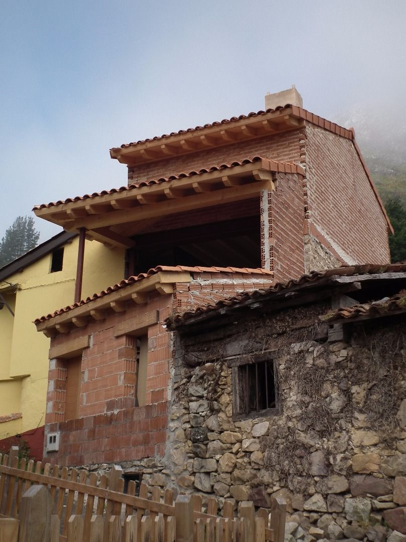 Villa in Parres, Parres, te koop