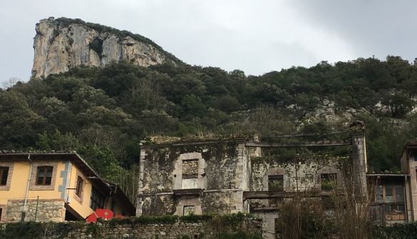 Villetta in Cabrales, Cabrales, vendita