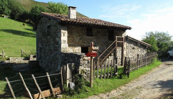 Enebolig i Piloña, Piloña, salg