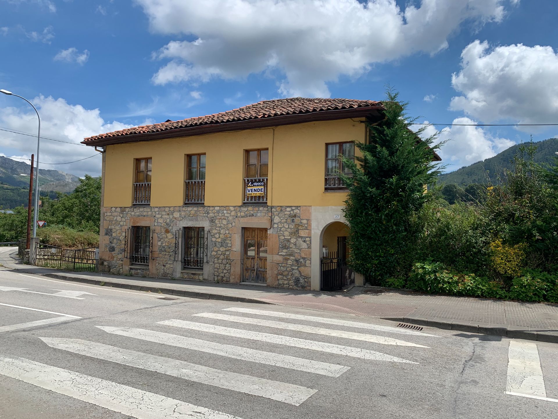 Villa in Parres, Arriondas, te koop