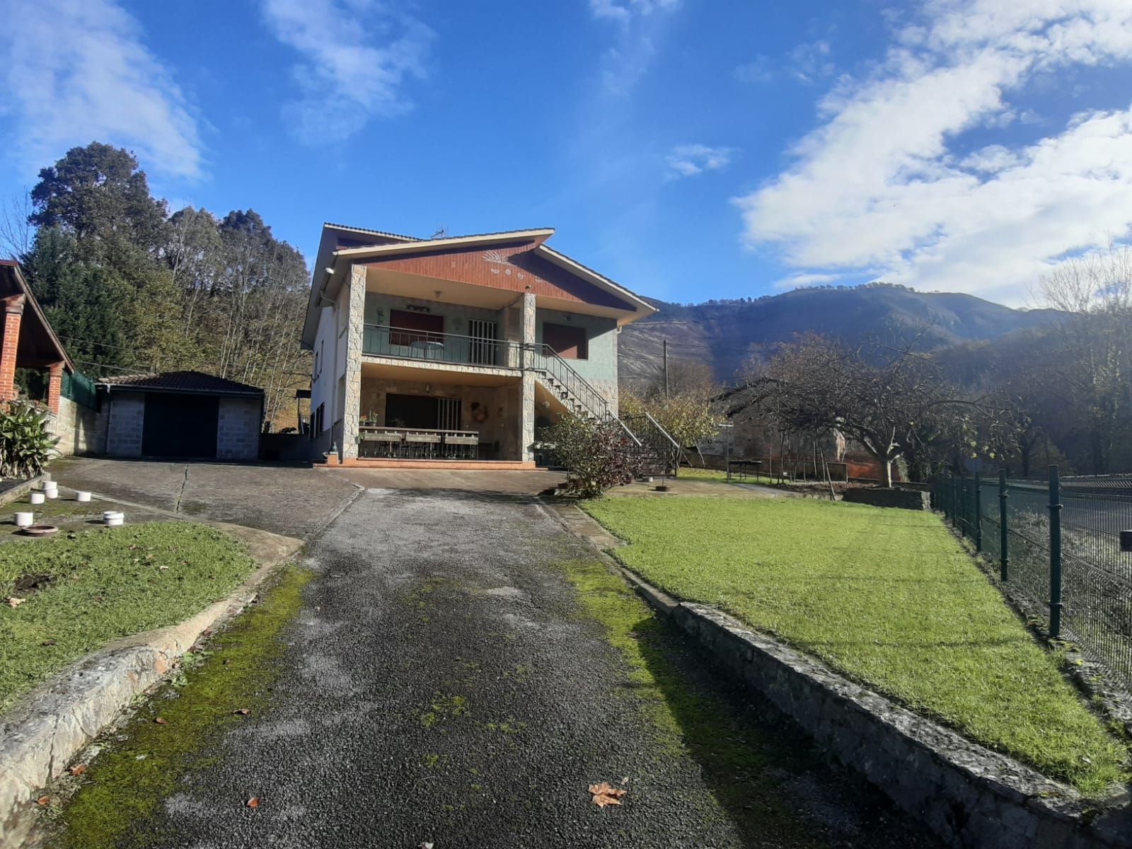 Casa / Chalet en Cangas de Onís, CANGAS DE ONÍS -, venta