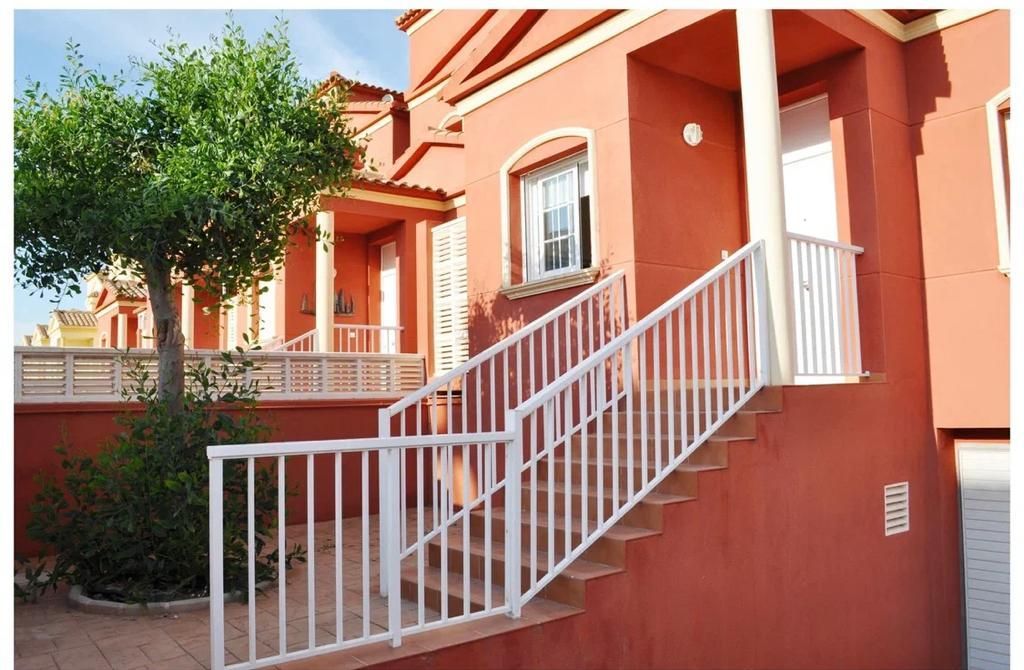 Дом из ряда жилого комплекса в Calpe / Calp, аренда