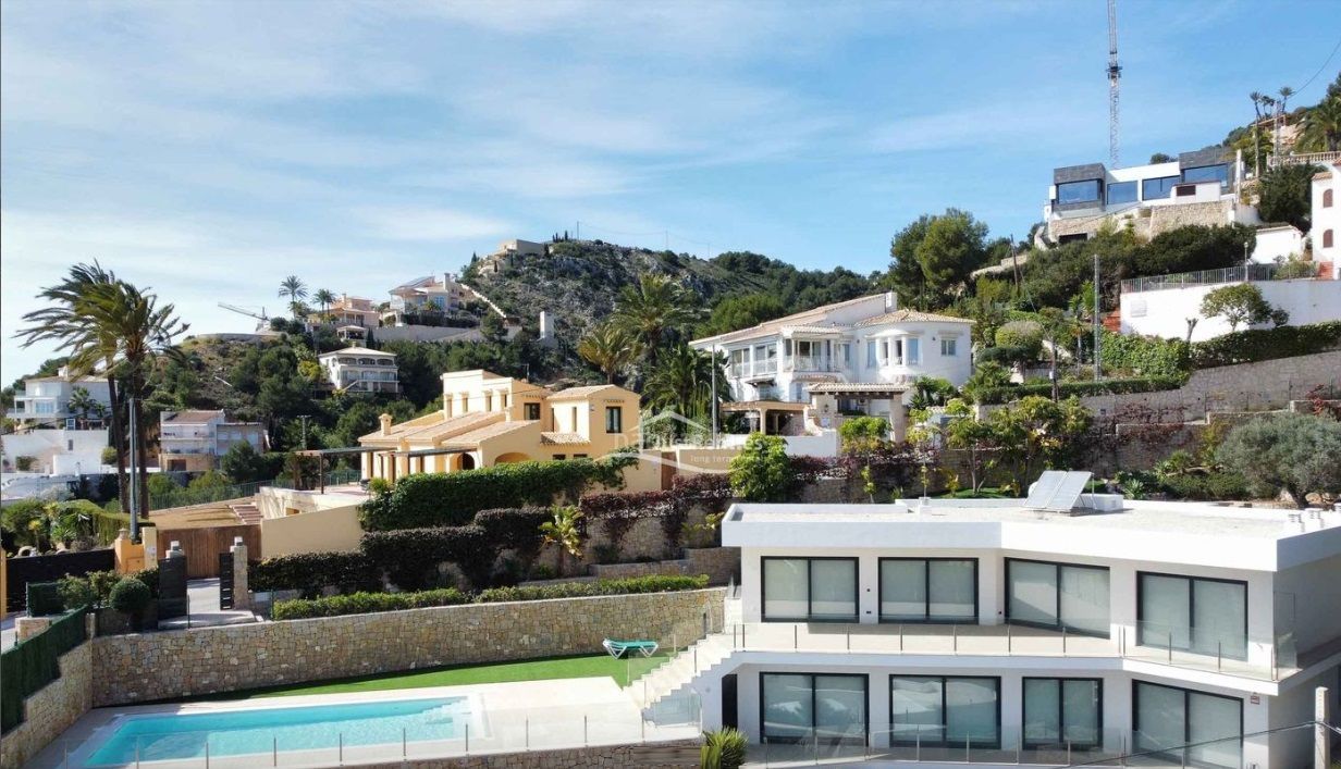 Luxury Villa in Jávea, for rent