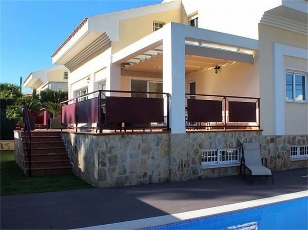 Geschakelde woningen in Alfaz del Pi / l'Alfàs del Pi, te huur