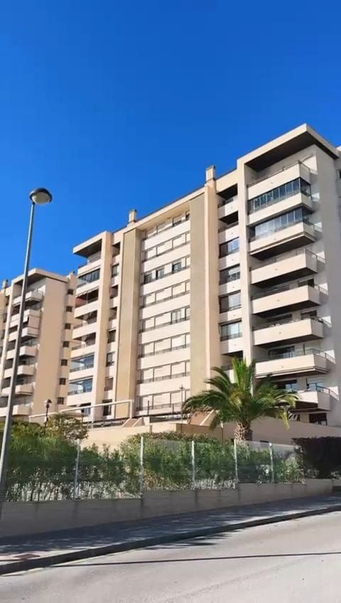 Апартамент в Villajoyosa, аренда