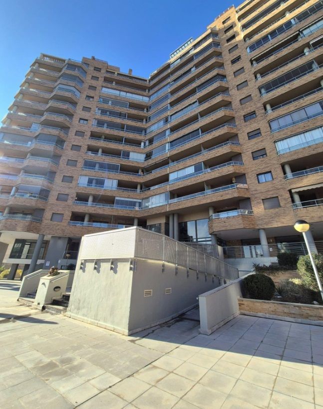 Апартамент в Villajoyosa, продажа